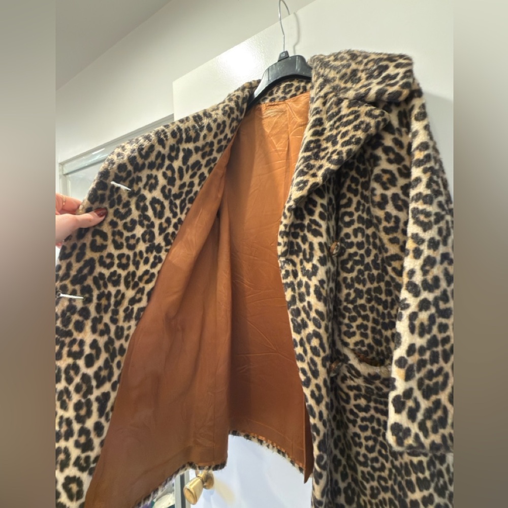 Leopard Print Faux Fur Coat - Picture 5 of 7